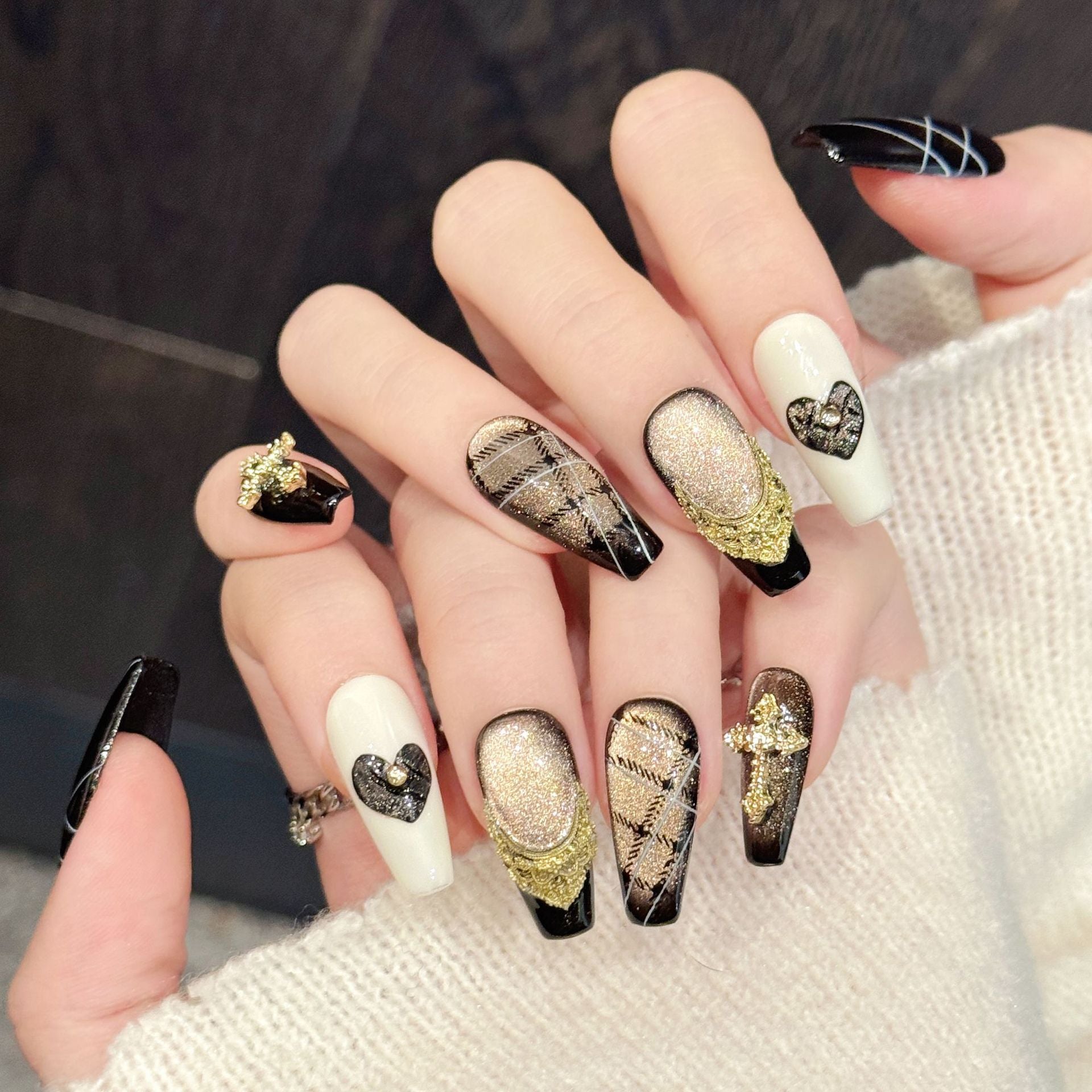 Black Gold Gothic Plaid Cross Press On Nails