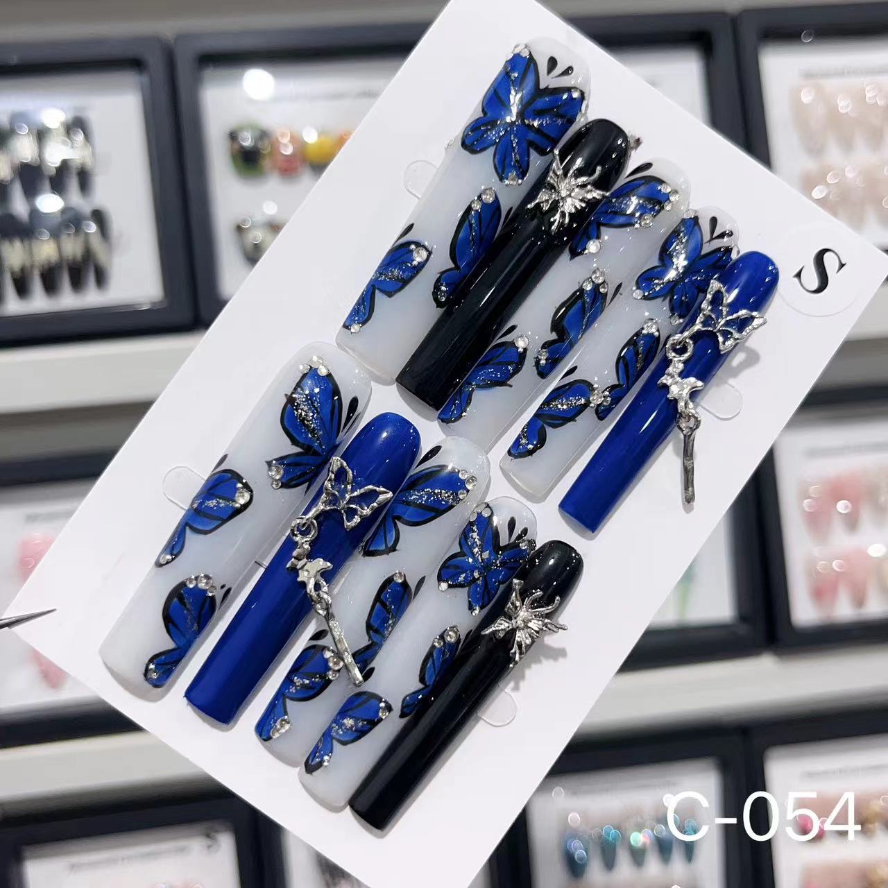 Extra Long 5.5cm Water Pipe Press-On Nails | Handmade Collection | Round Shape