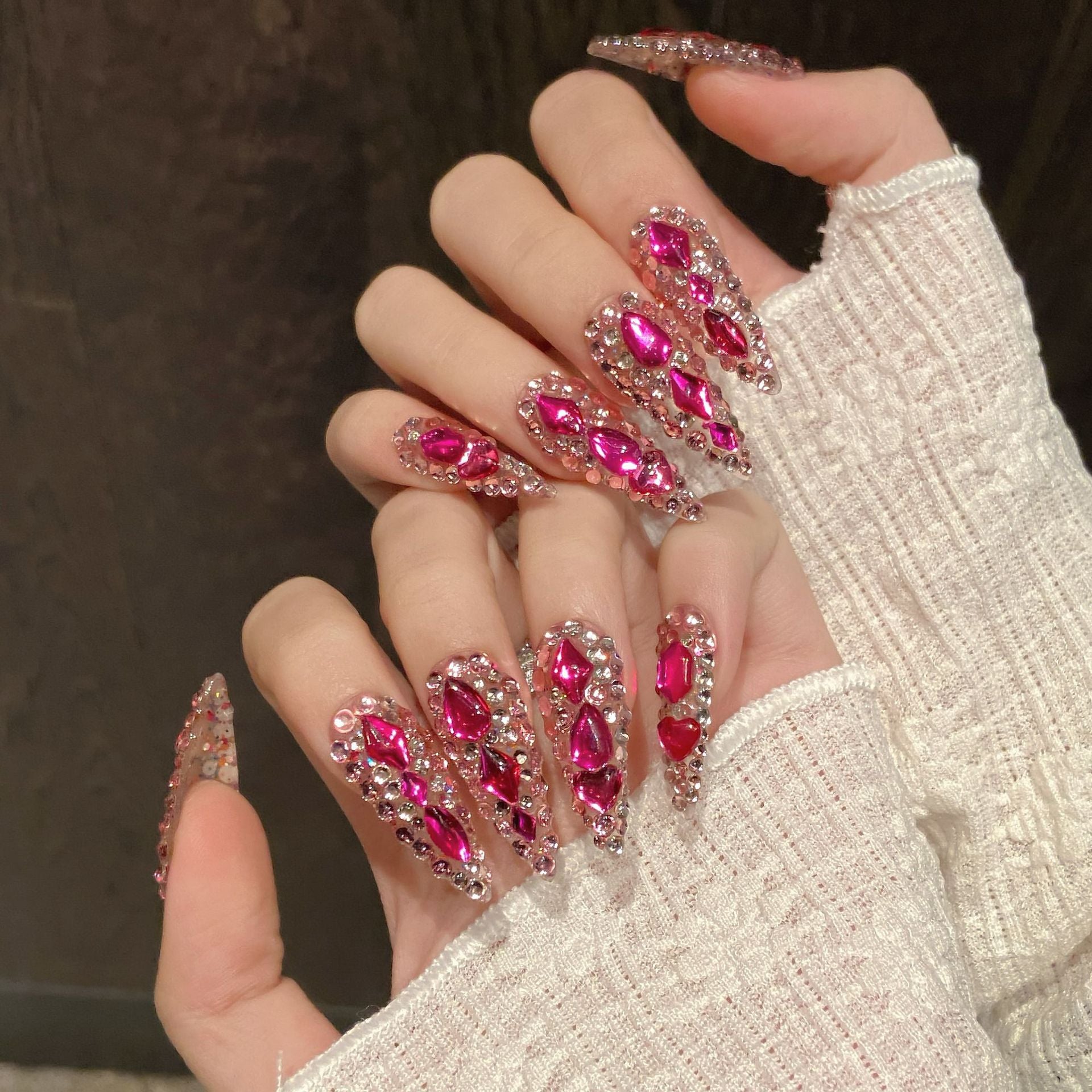365nails：「繽紛光彩」 – 3D 水晶與珍珠 手工製 尖形 穿戴甲
