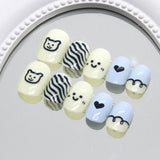 Esquema de cores de rosto sorridente de urso com linhas fofas e simples, manicure fofa para crianças ｜365nails