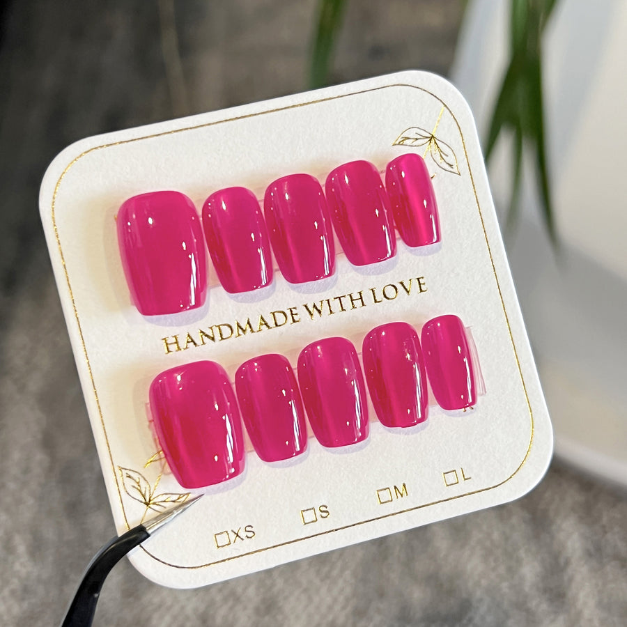 Pads effet œil-de-chat couleur uni rouge rosé vente en gros courts forme trapézoïdale sous-taille 10 pièces art ongulaire haut de gamme ｜365nails