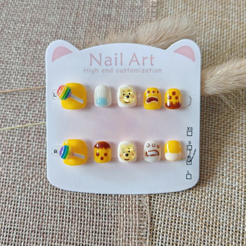 365nails: 「玩具總動員歡樂屋」— 手工製可愛短款橢圓形穿戴甲，帶有玩具總動員角色圖案