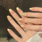 Primavera y verano, diario, pequeñas flores frescas de color blanco lechoso, degradado suave, ojos de gato blancos | 365nails