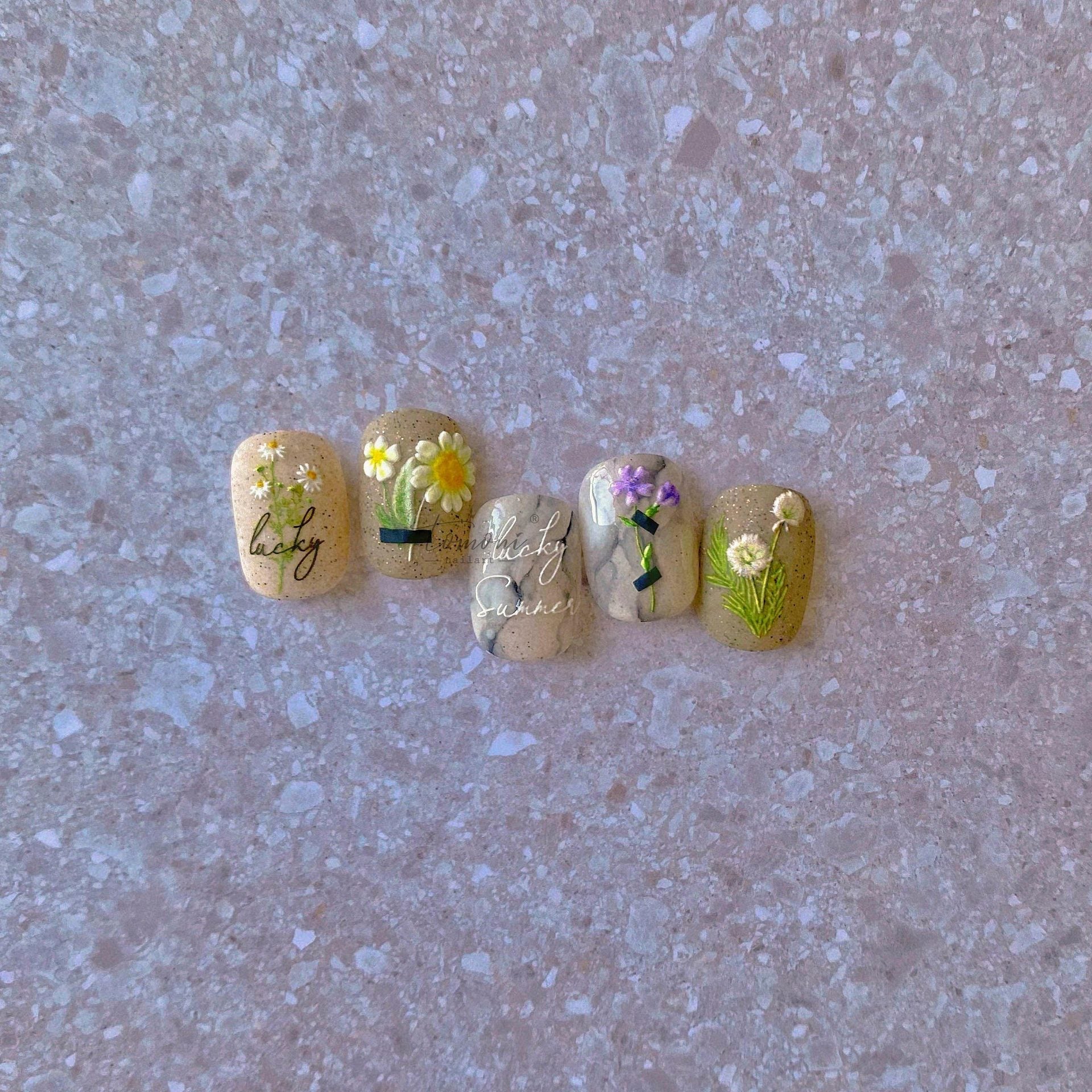 365nails: 수채화 해바라기 – 네일 아트 스티커