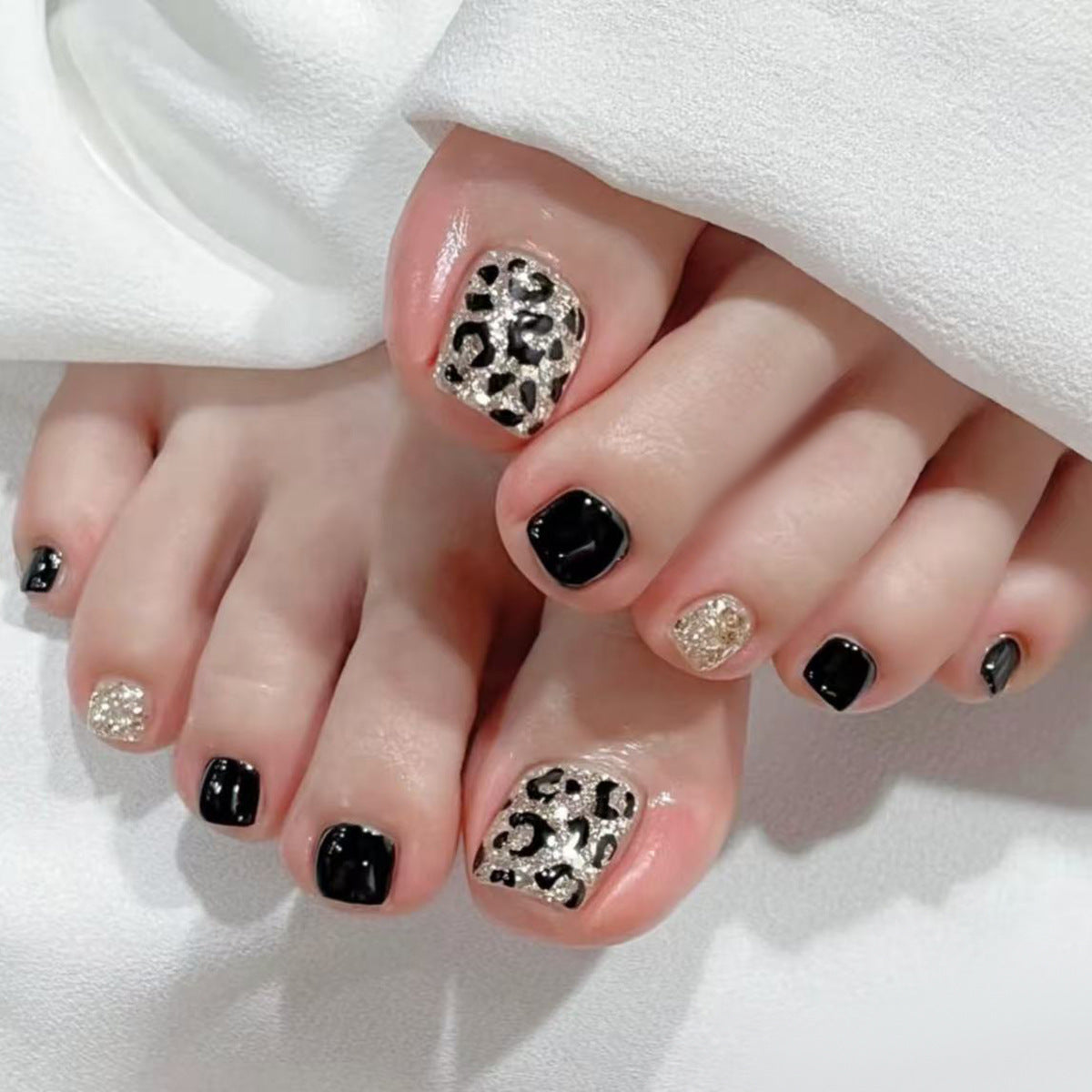 Unhas dos pés removíveis, elegantes e versáteis, com estampa de leopardo champanhe, 24 peças｜365 unhas