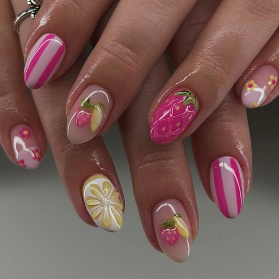 365nails: "Strawberry Lemonade Oval" – Fruit Print Press-on Nails