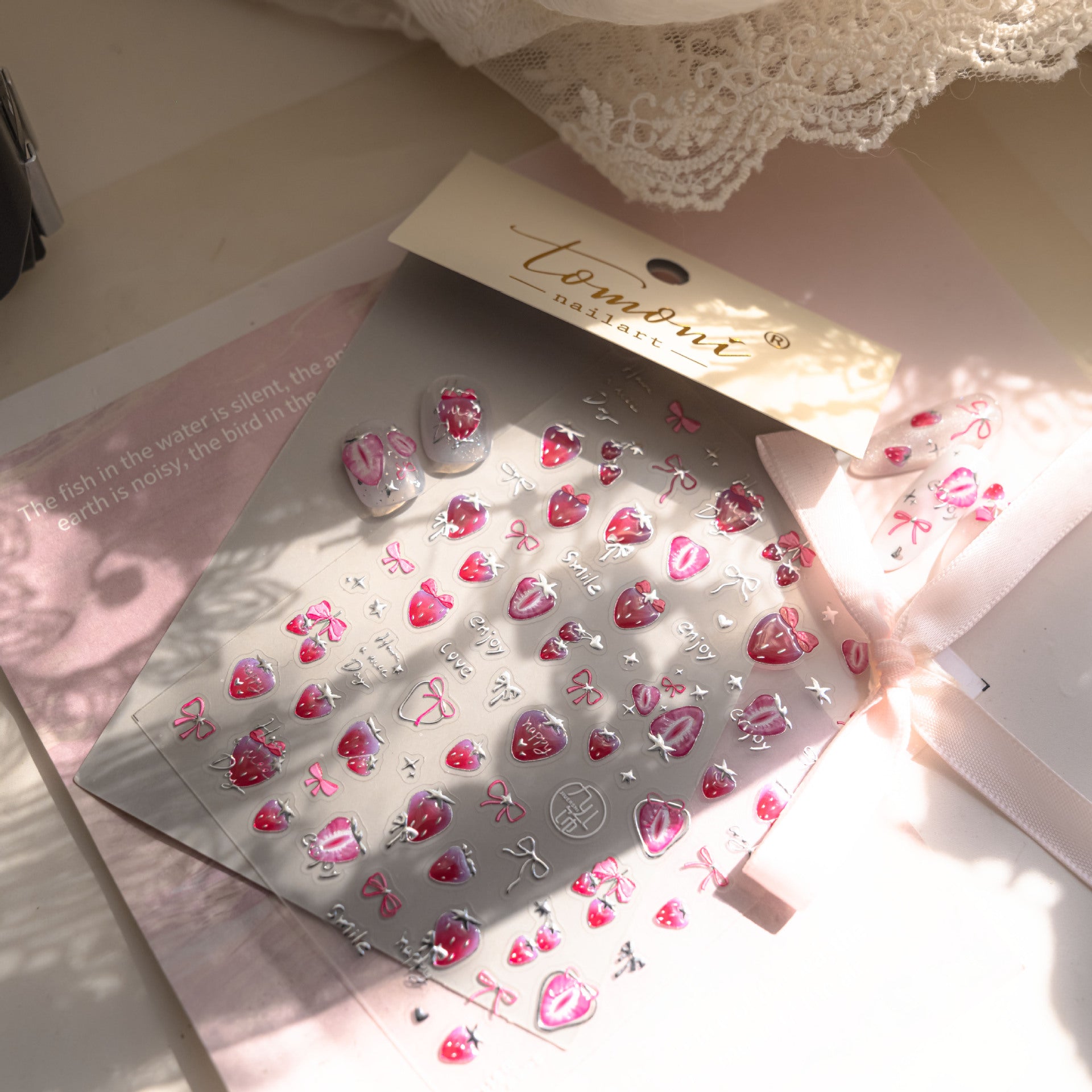 365nails: "Sweet Strawberry & Bow" – Nail Art Stickers