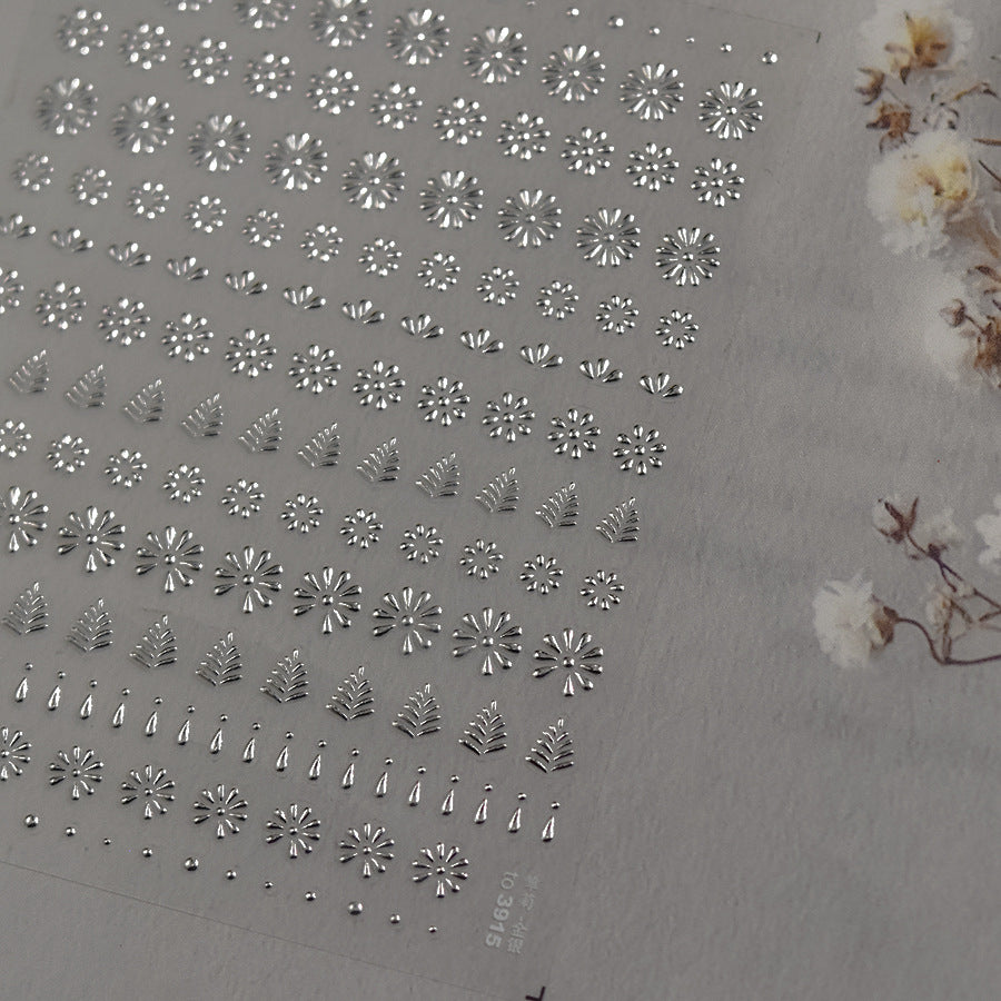 Gold Ornament: "Daisy & Pine" – 3D Nail Sticker