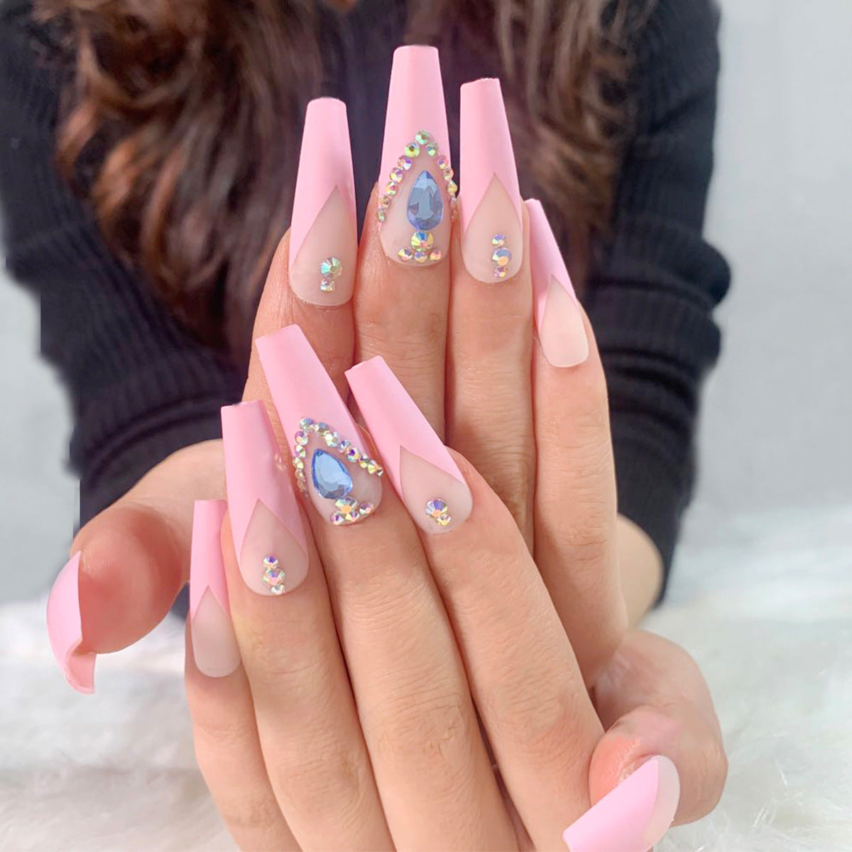 Balé francês longo com strass azul, linha ondulada, pequena flor preta, para manicure, fornecimento direto, patch 365nails