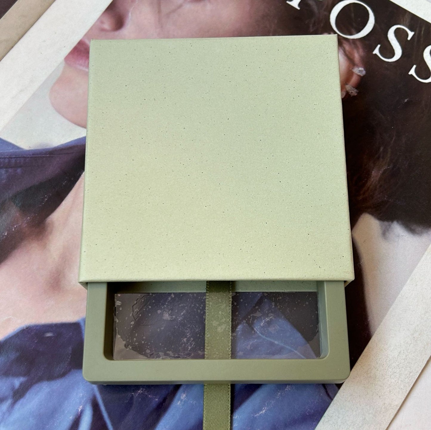 Premium Press‑On Nail Drawer Box – Elegant PE Pull‑Out Packaging Box