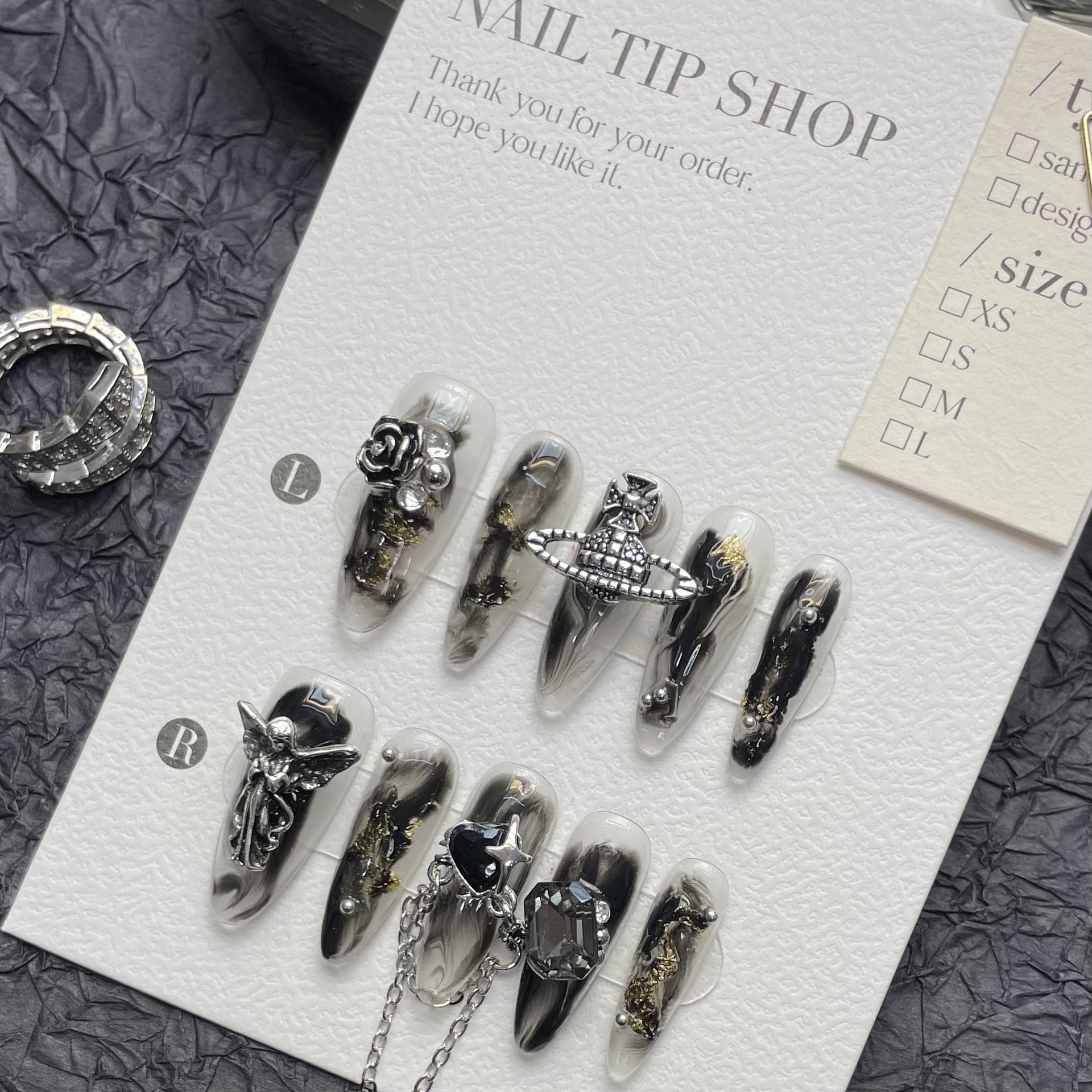 handmade press on nails Dark Sweet Cool Heavy Metal Feeling  Spice Girls Black Retro Rose Removable Nail Art | 365nails