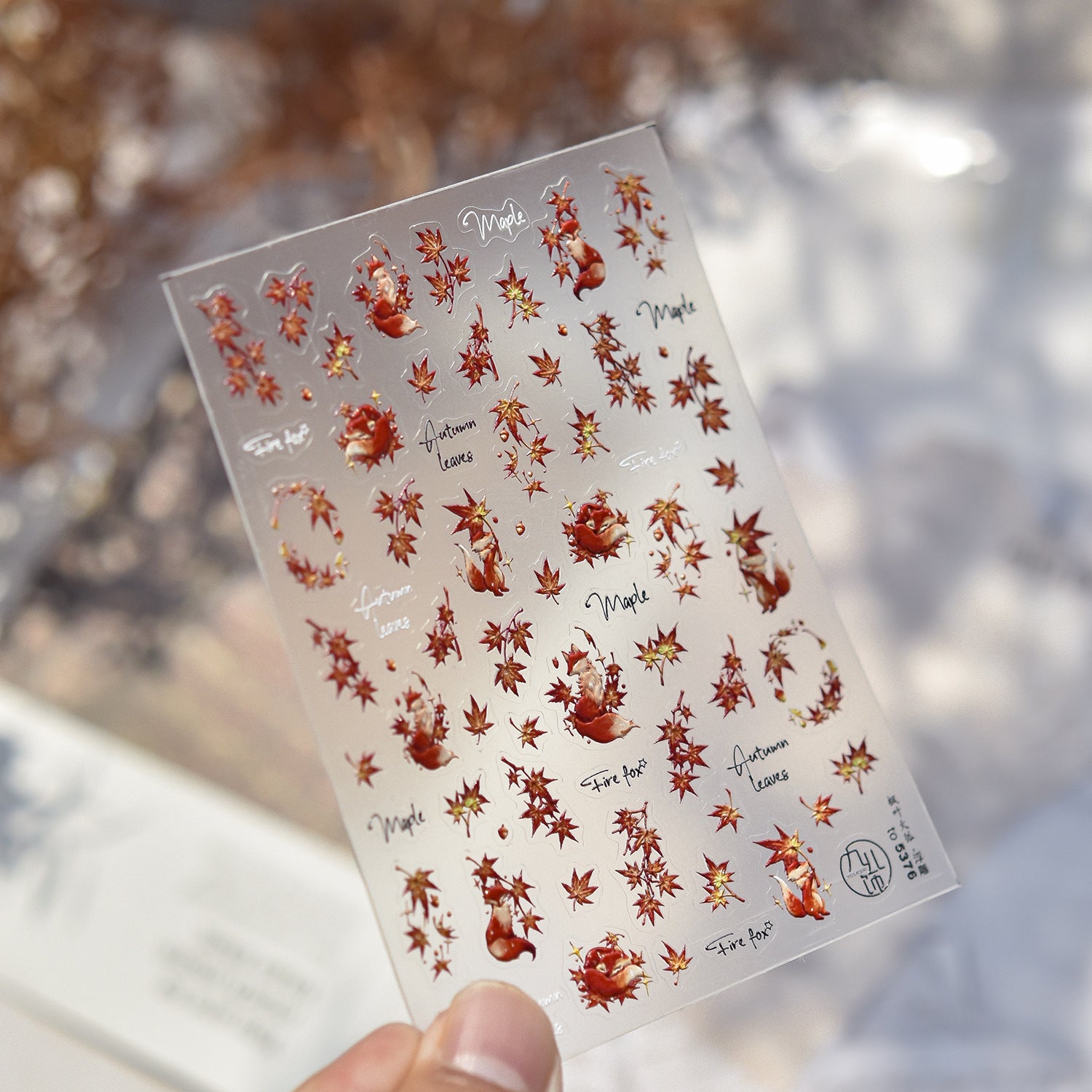 365nails: "Autumn Fox & Maple Leaf" – nail art stickers
