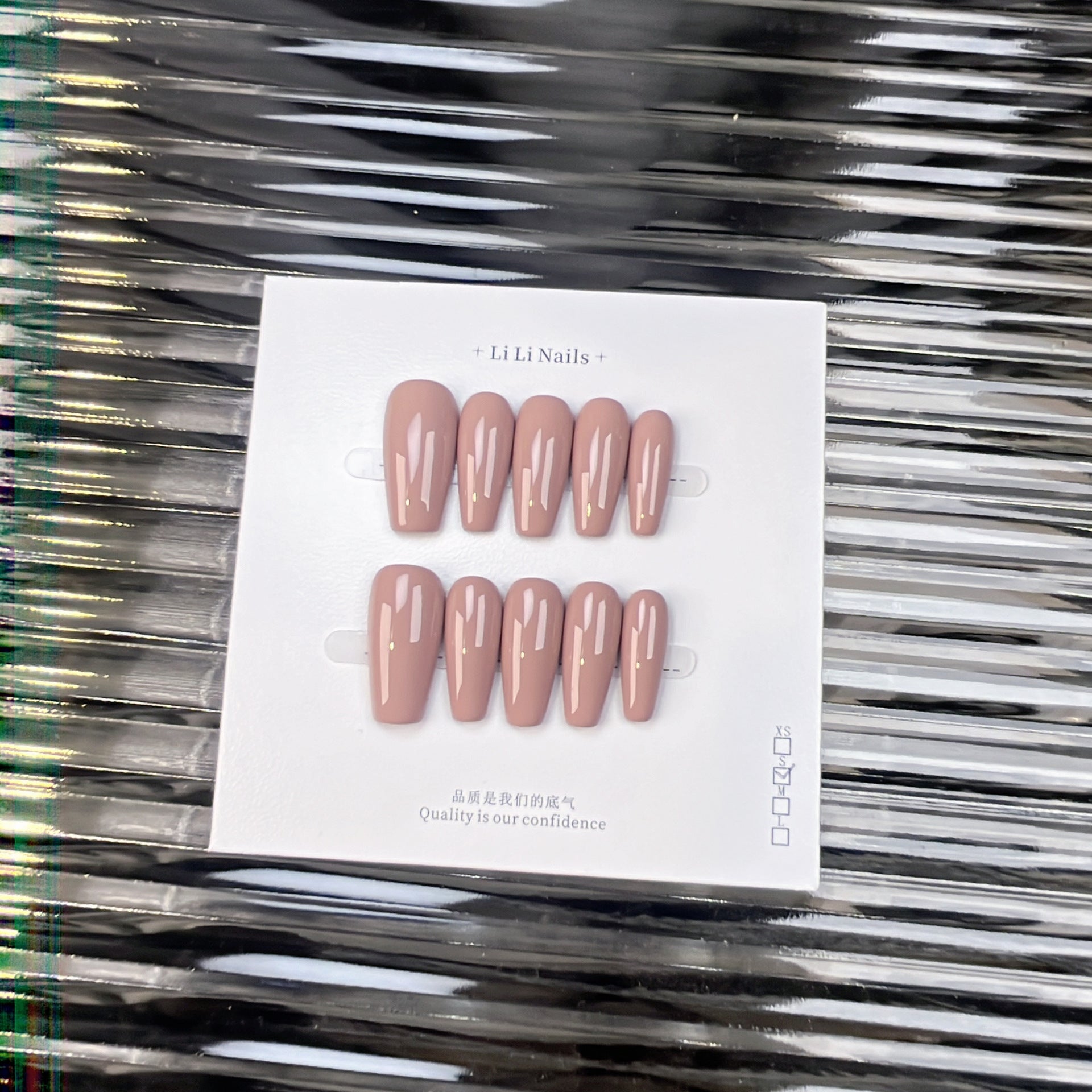 The Essential Solids | Long Coffin ｜Handmade Press-on Nails