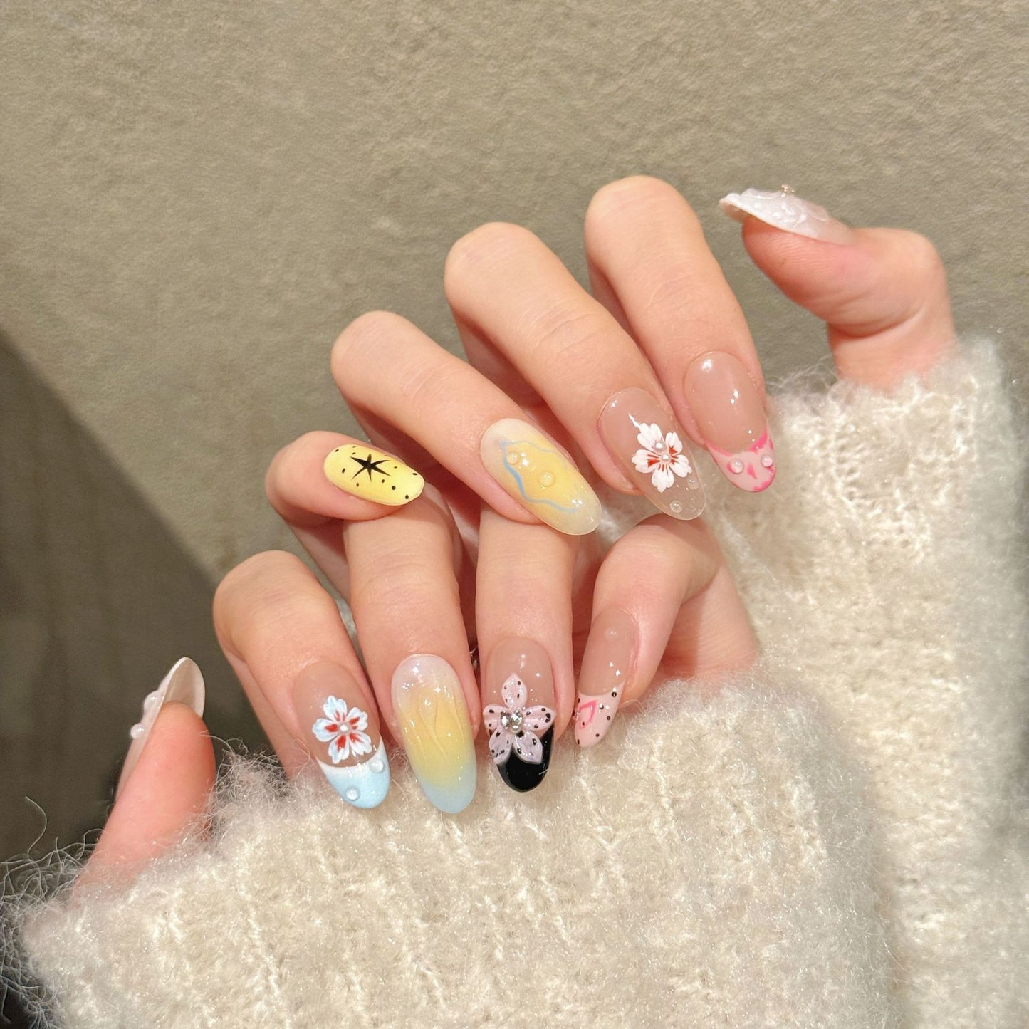 Pastel Floral Star Cute Spring Nails