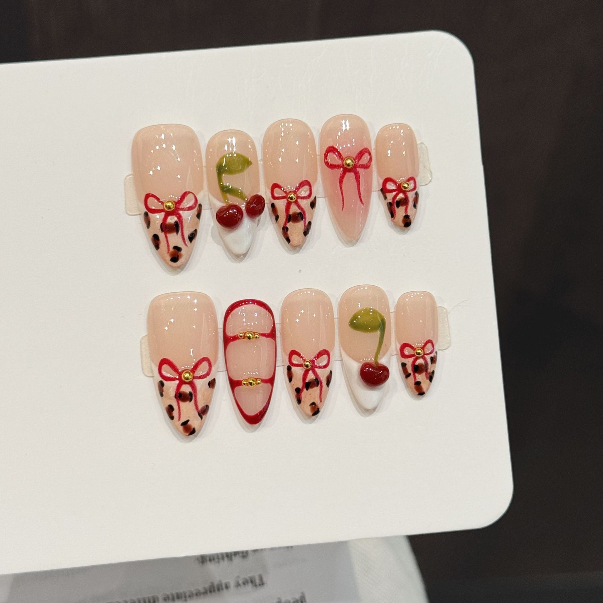 365nails: 체리 리본 – 3D 레오파드 프린트 & 과일 수제 아몬드형 네일