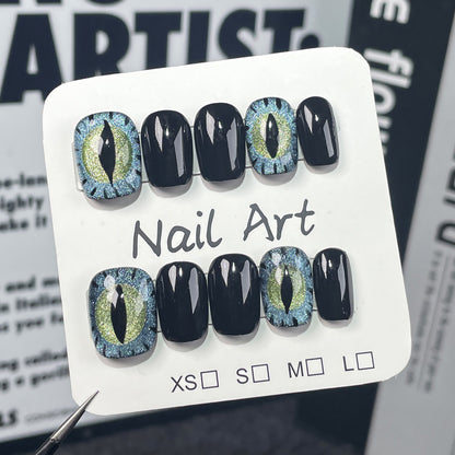 Adam has the same handmade press-on nails, sweet and cool Spice Girl cat eye short nail patch fake nails｜365nails