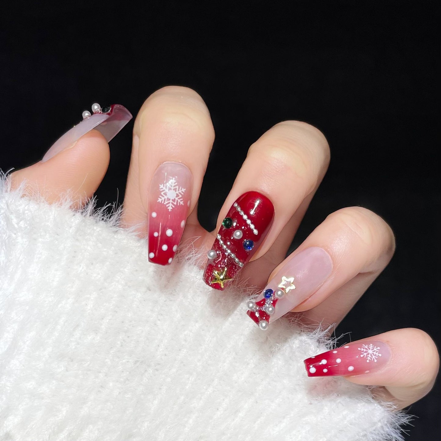 Christmas Gradient Press‑On Nails – Red Snowflake & Tree Design