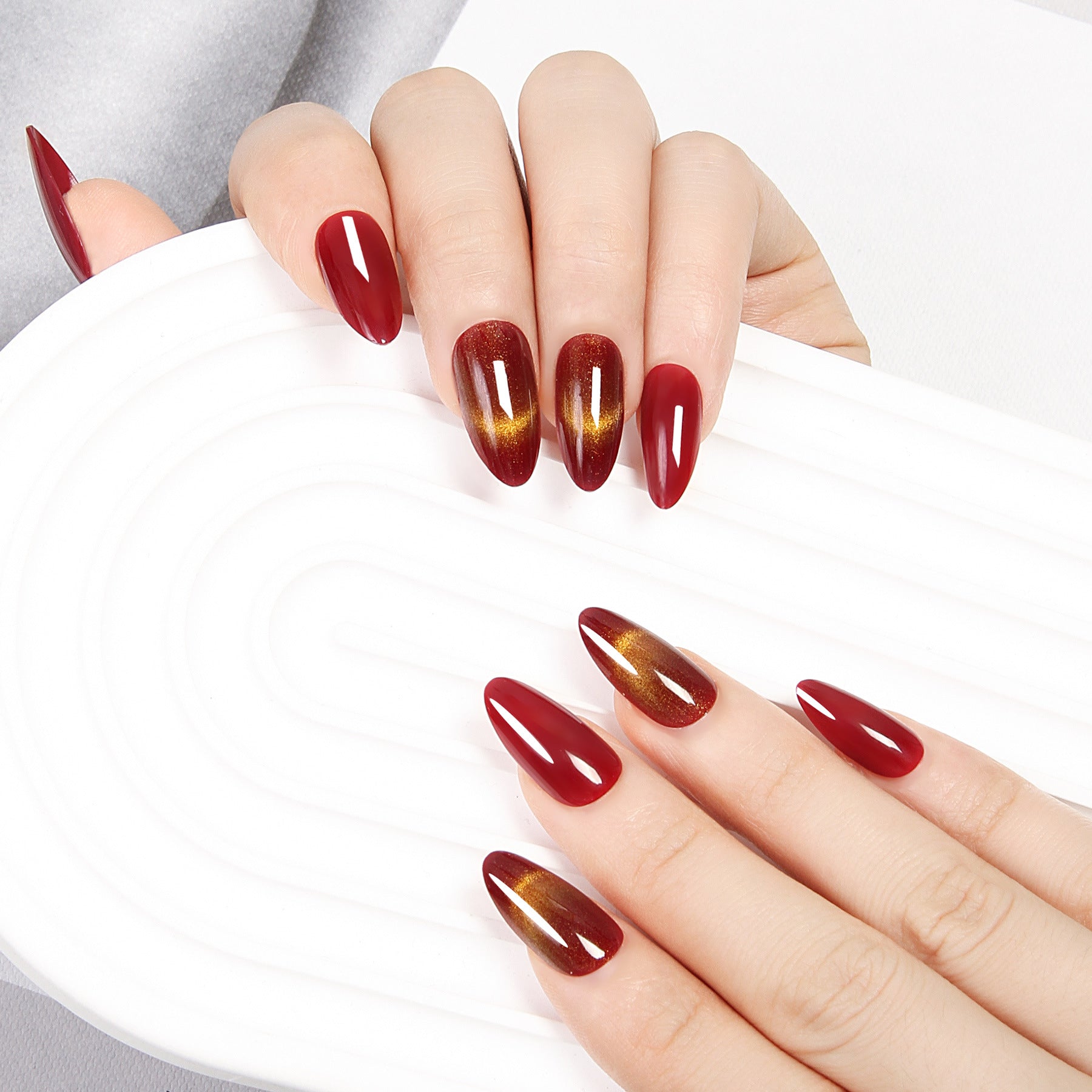 Golden Red Cat Eye French Short Nail Set