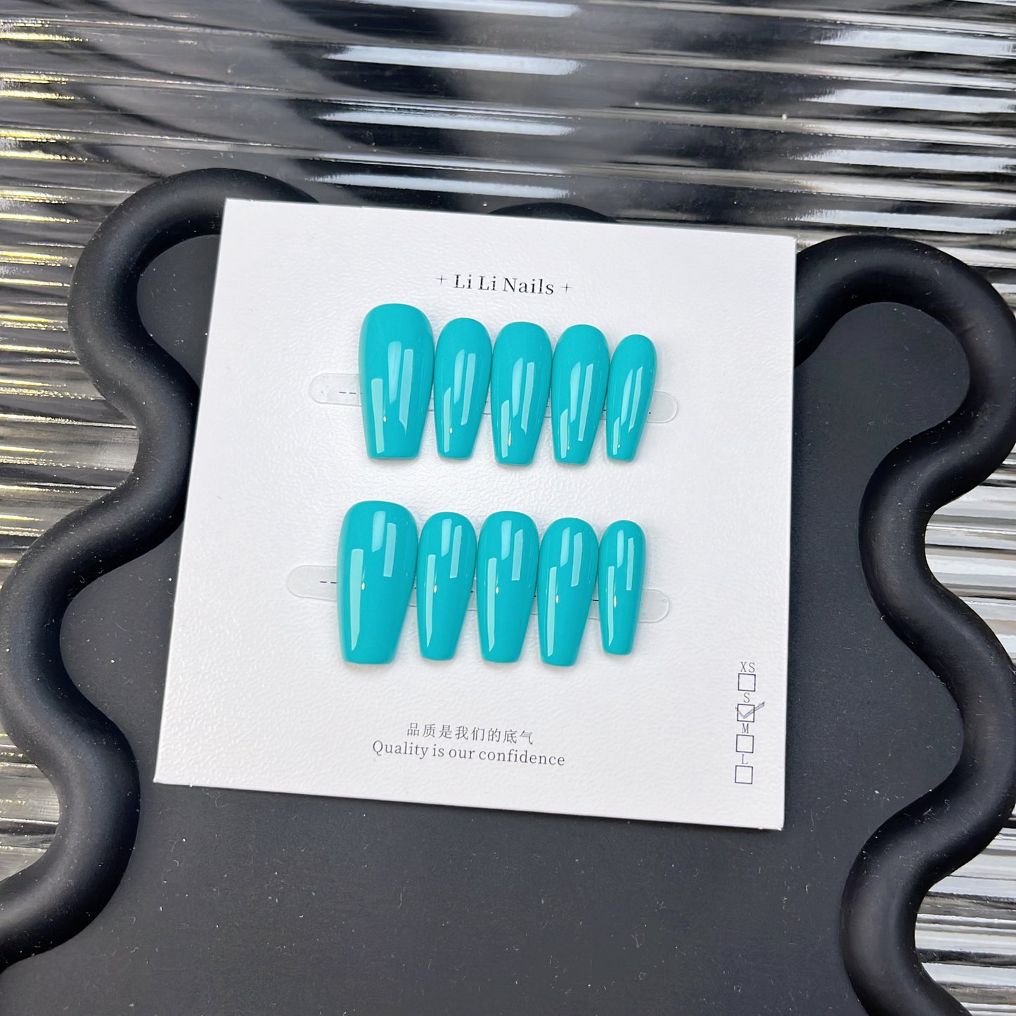 The Essential Solids | Long Coffin ｜Handmade Press-on Nails