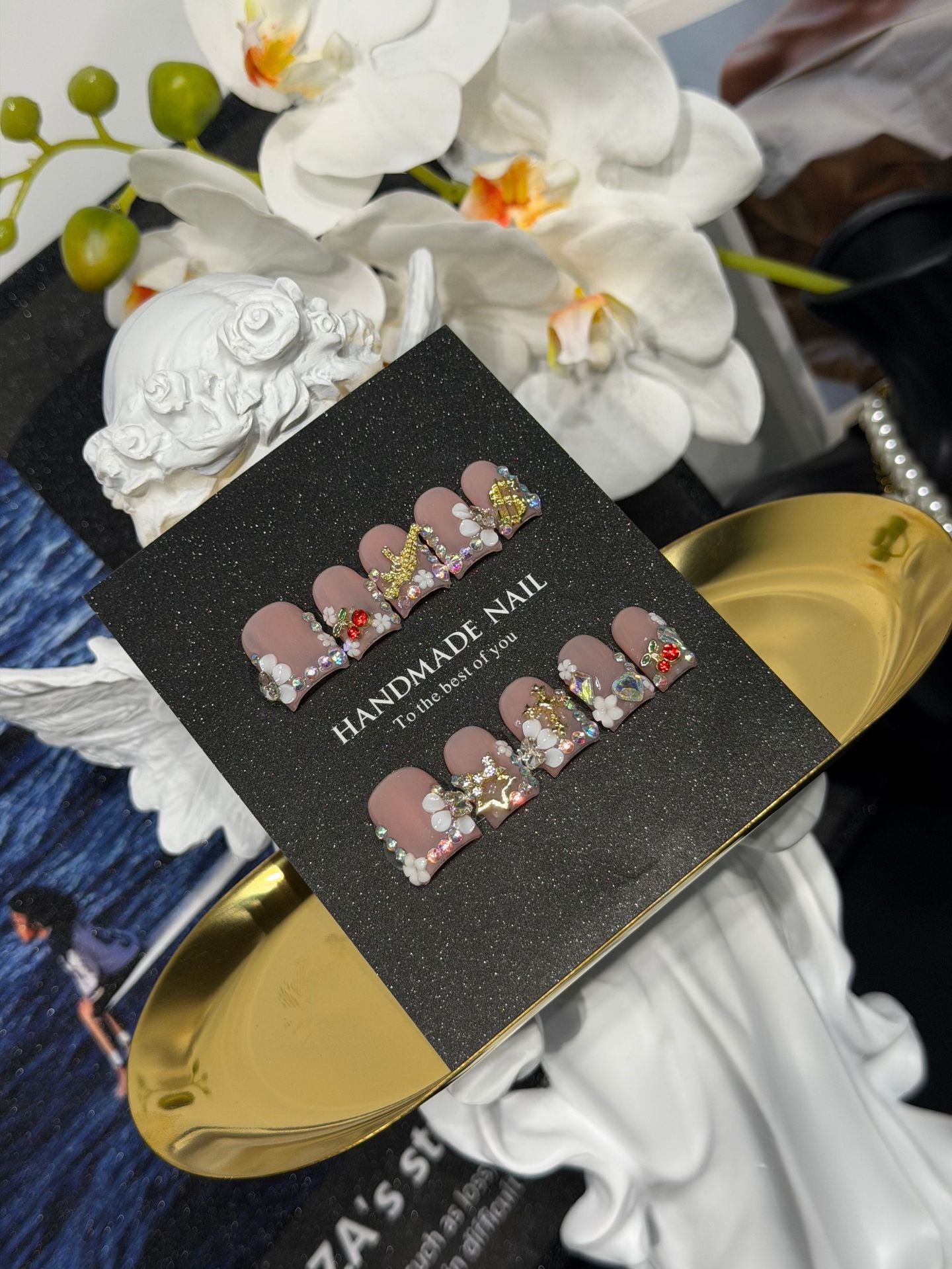 Royal Baroque Collection: "Golden Jewel" – Short Square Press-On Nails