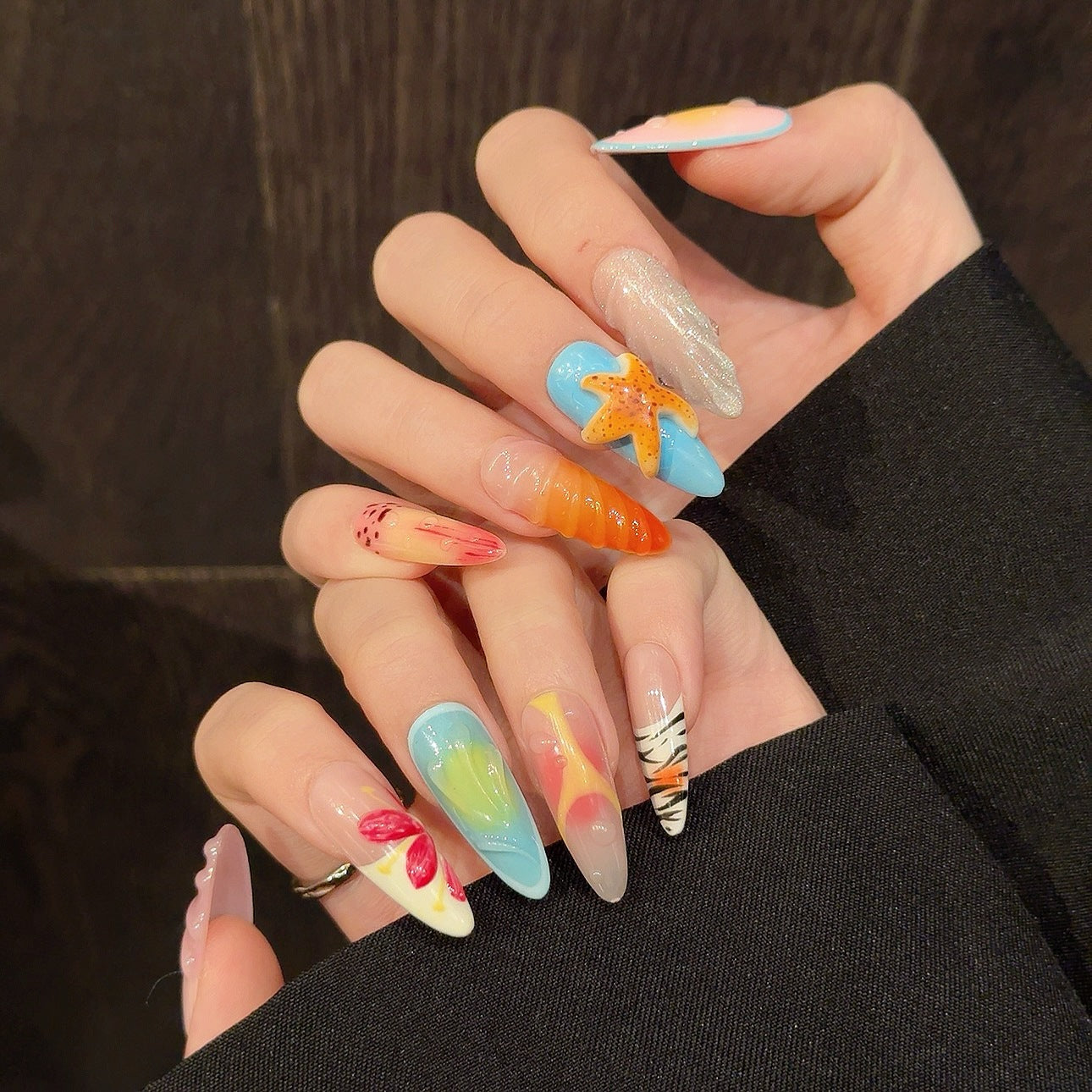 island vacation style wearing three-dimensional starfish fake nails Epoxy shell hand pinching flowers | 365nails