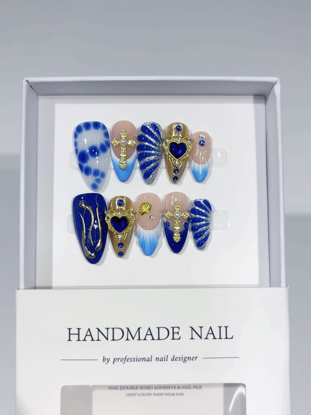 Royal Sapphire: "Coroa do Oceano" – Unhas Postiças Amêndoa