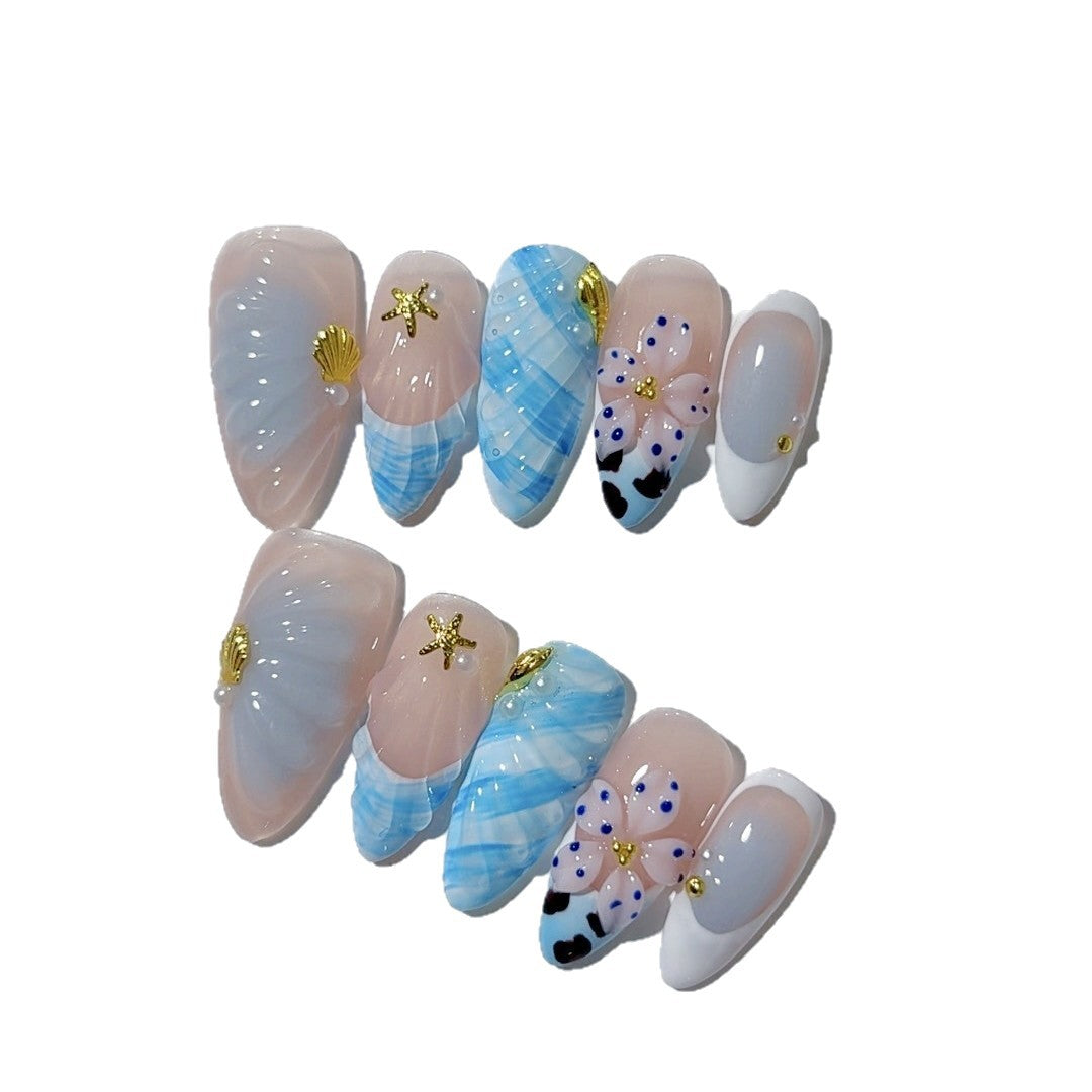 365nails: "海洋貝殼美人魚" – 中長款杏仁形海藍色手工製穿戴甲