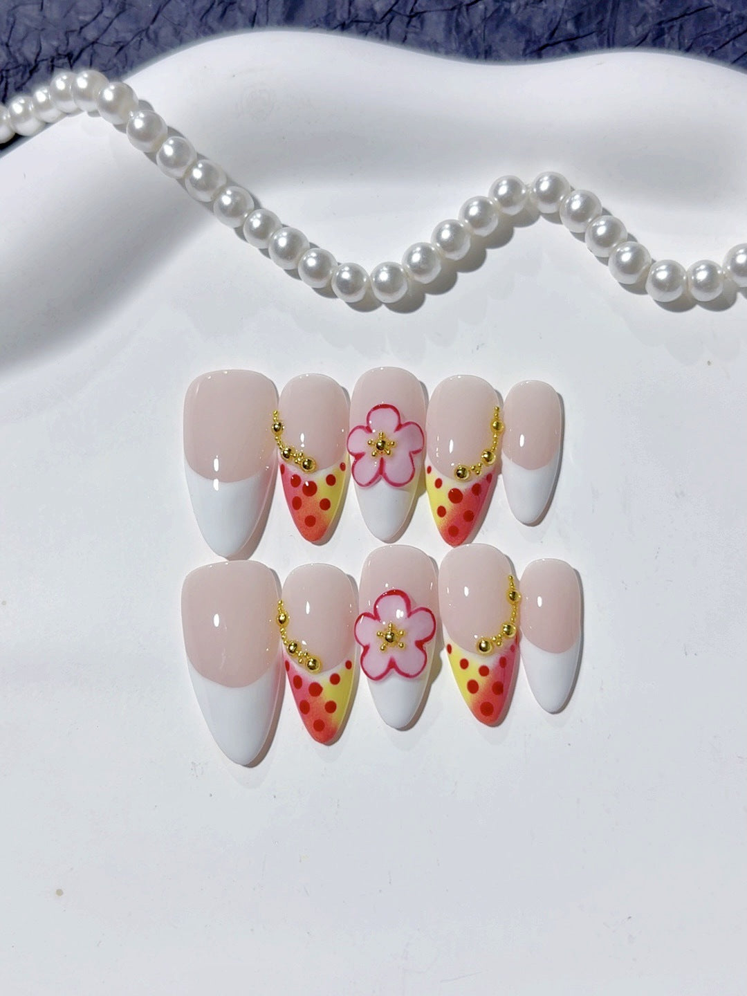 365nails-Tropical Bloom: "東南亞花卉" – 中長款杏仁形手工製穿戴甲