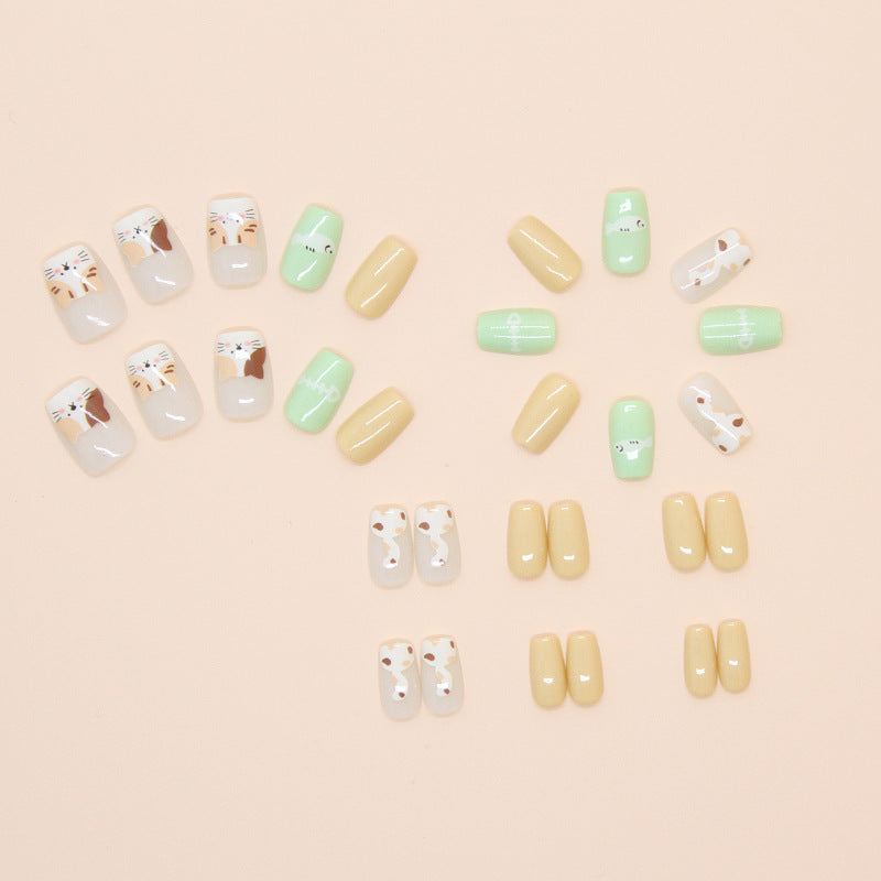 Unhas infantis gatinho fofo três flores peixe curto nail art 30 comprimidos ｜ 365nails