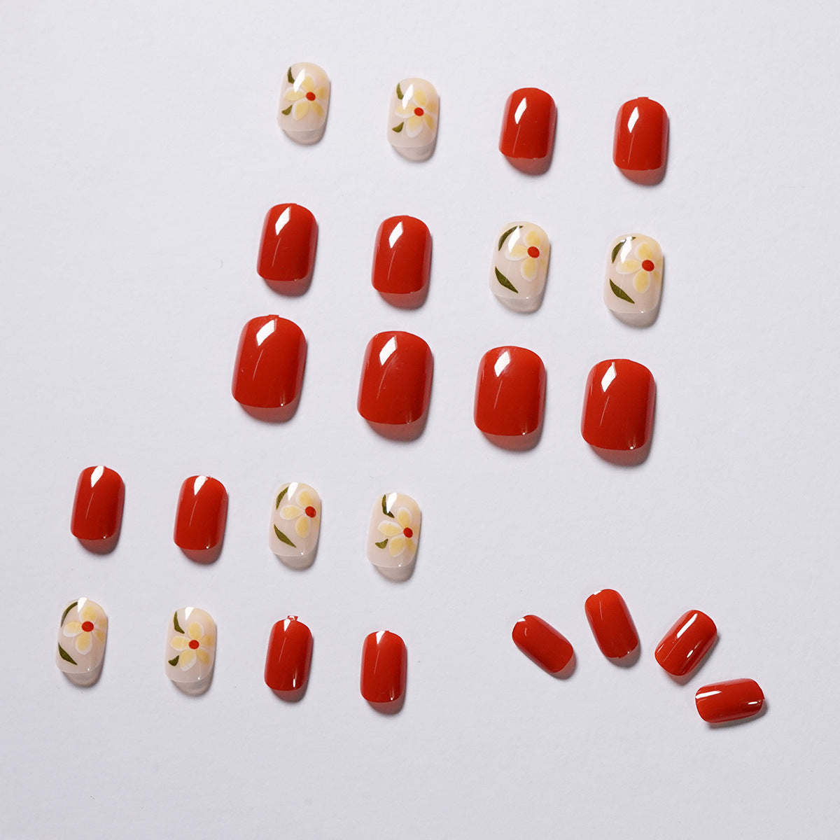 Arte de uñas de uso corto con diseño de té helado Long Island, uñas postizas terminadas, parche para uñas, parche para uñas impermeable, parche para uñas extraíble | 365nails
