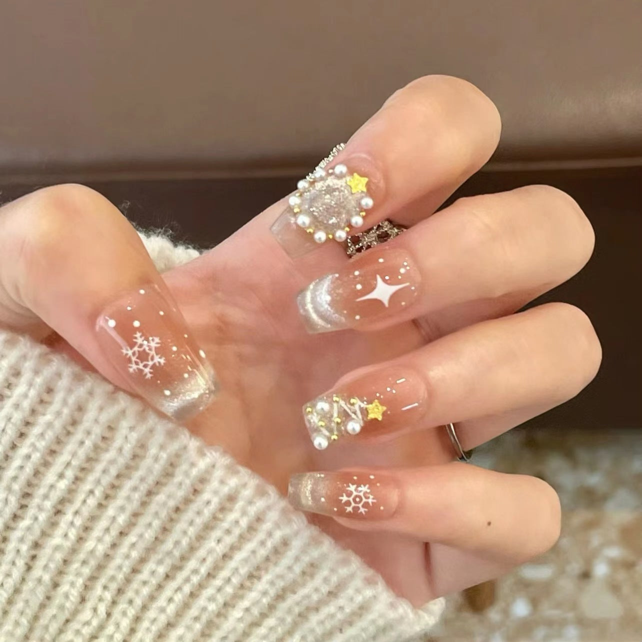 Nude Christmas Press‑On Nails – Snowflake & Pearl Star Design