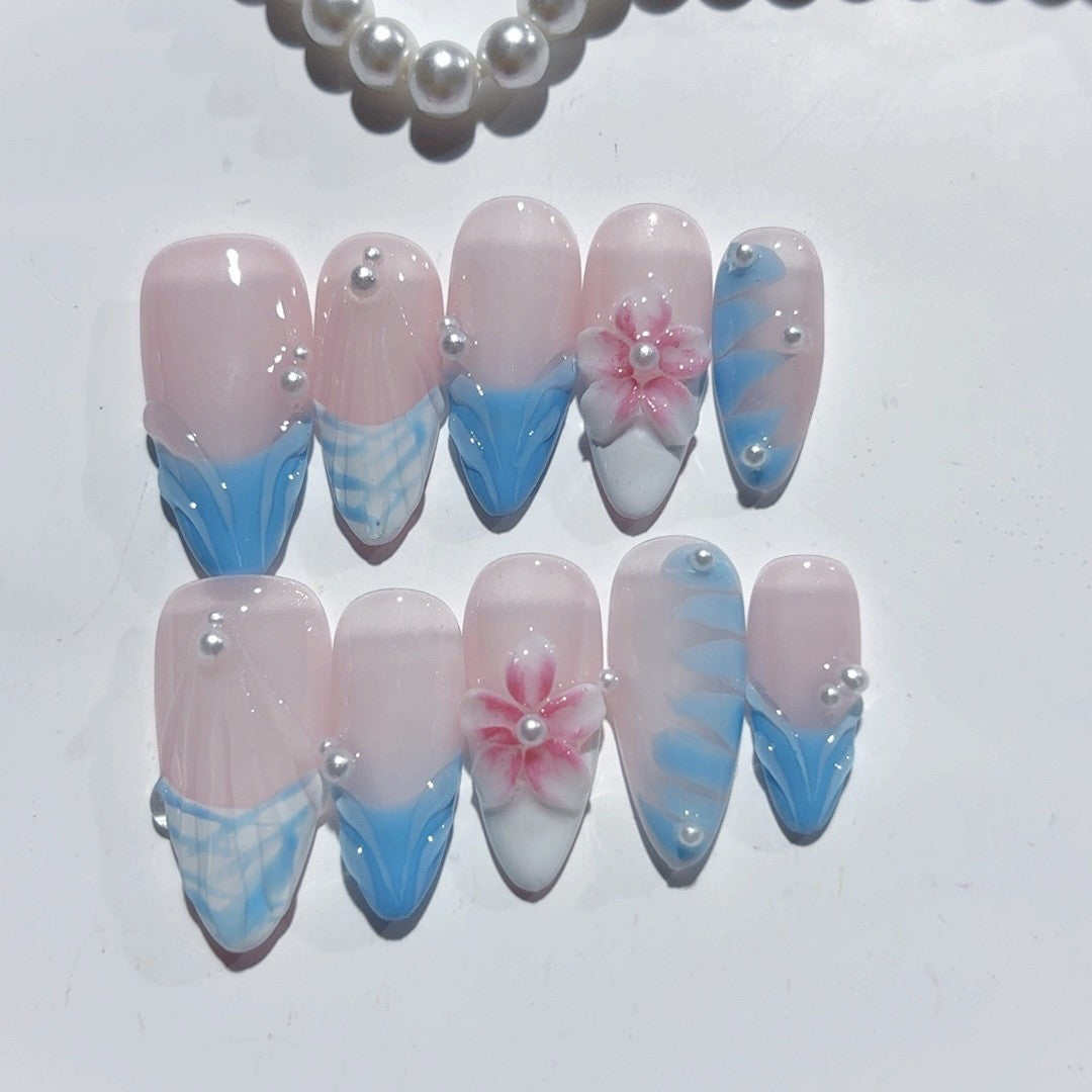 365nails：「蔚藍花語」— 中長款 杏仁形 藍粉花卉 手工製 穿戴甲