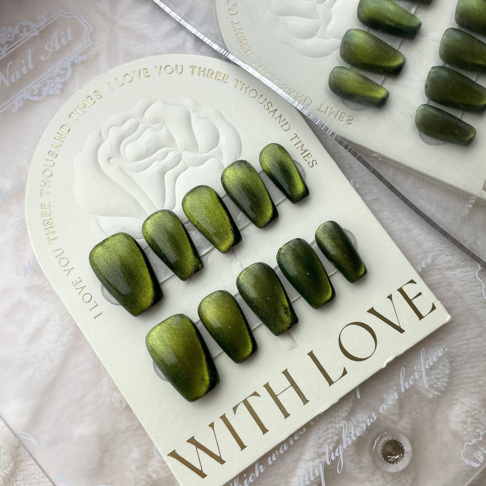 Short Artistic Floral Green Press On Nail Set