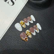 365nails : Moka doré — ongles forme amande, faits main, glaçage 3D