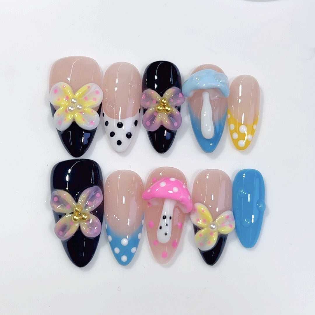 Jardim Caprichoso: "Borboleta & Cogumelo" – Unhas Postiças Artesanais Curtas Amêndoa