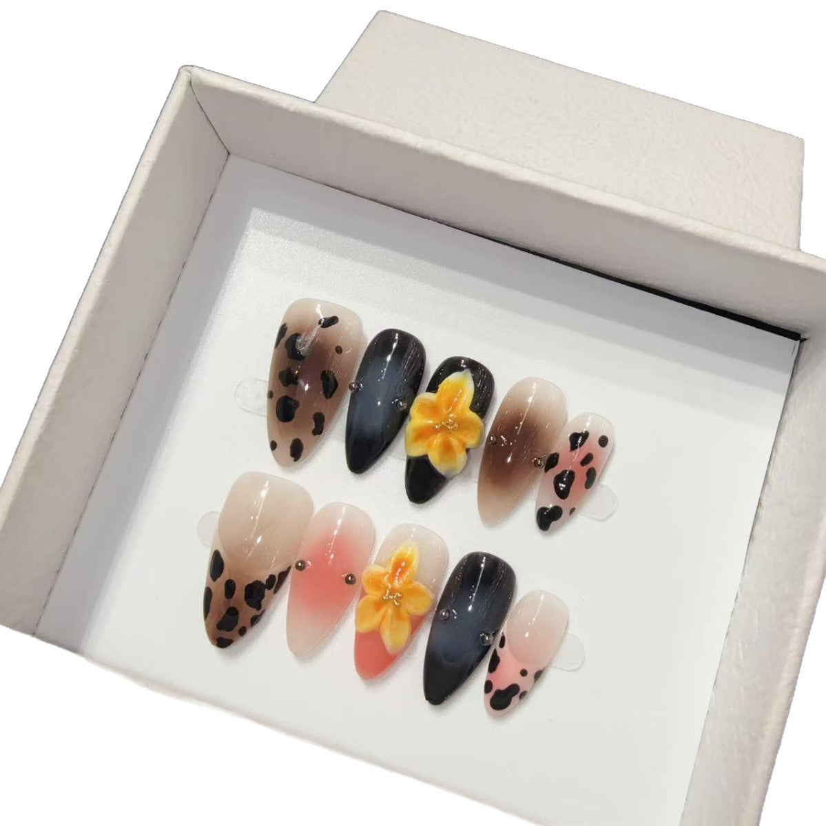 365nails: "Wild Bloom" – 3D Floral Leopard Print Handmade Almond Nails