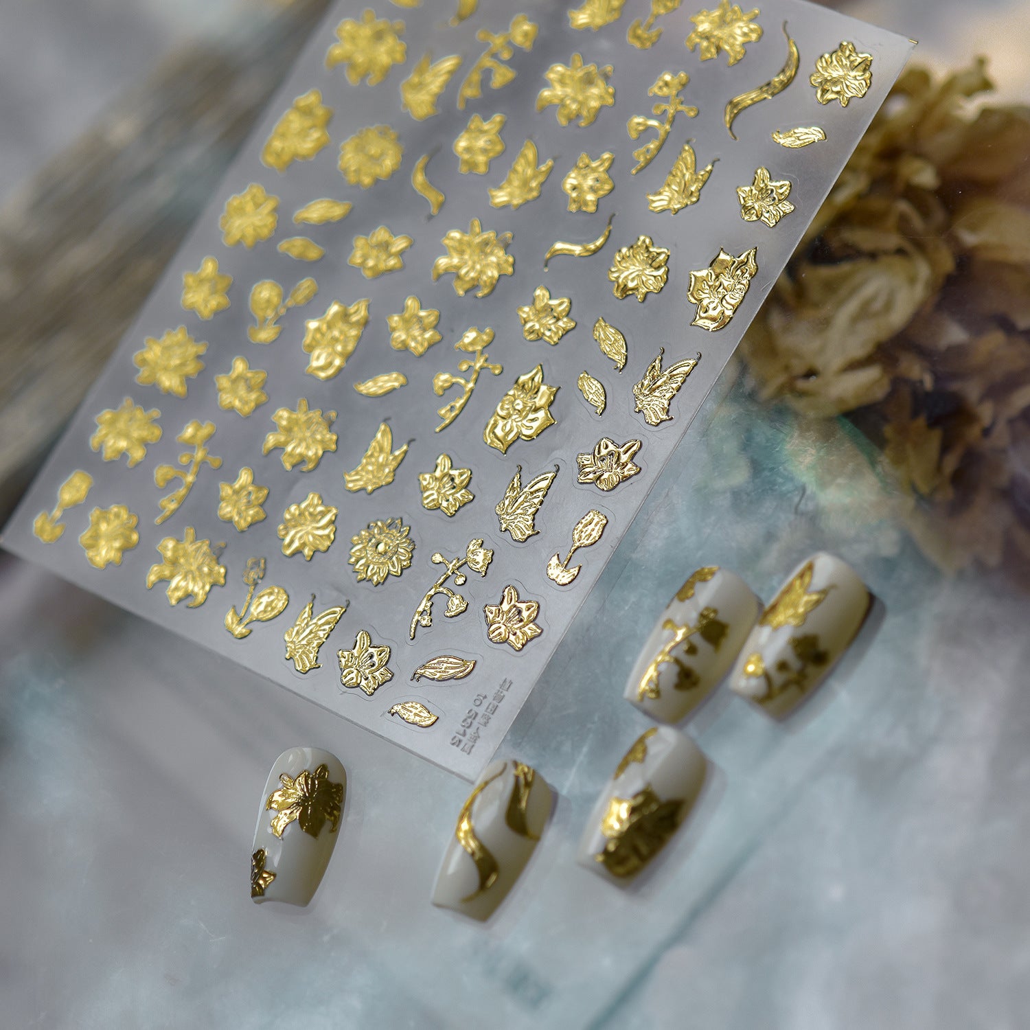 365nails: "Gold Embossed Floral Sticker Set"