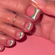 簡約清爽線條法式抹茶綠腳趾穿戴甲 時尚簡約 可拆卸 24片｜365nails