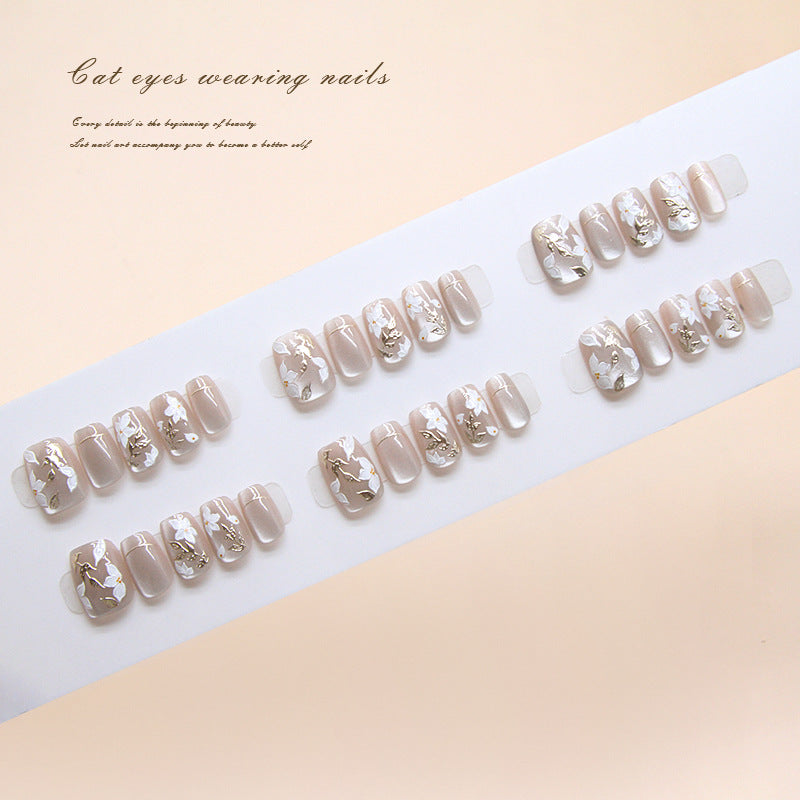 Nail Tips  prefabricated nail three-dimensional gilt leaves white flowers cat eye retro white press on nails 30 pieces｜365nails