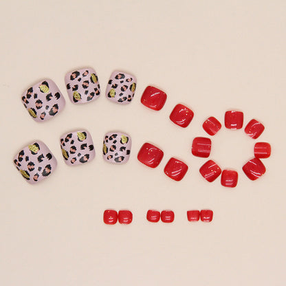 Burgundy sparkling sweet and cool leopard print manicure Press-on toenails model wearing cool and elegant girl fake nails 24 pieces boxed Press-on toenails nail pieces｜365nails