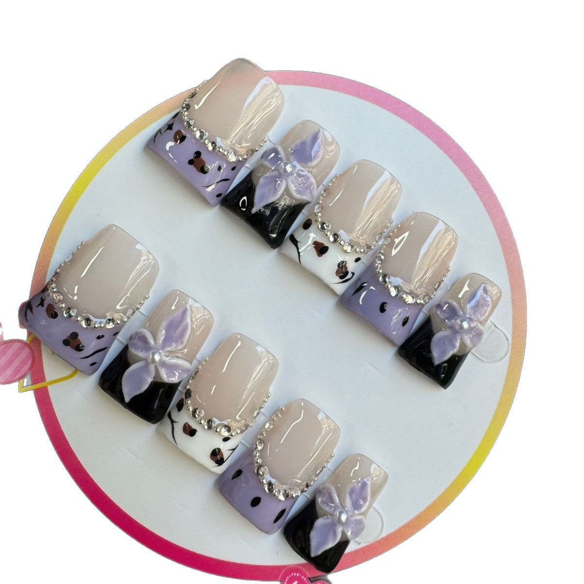 365nails: "午夜綻放" – 手工製短款方形穿戴甲，3D 蝴蝶與水晶法式