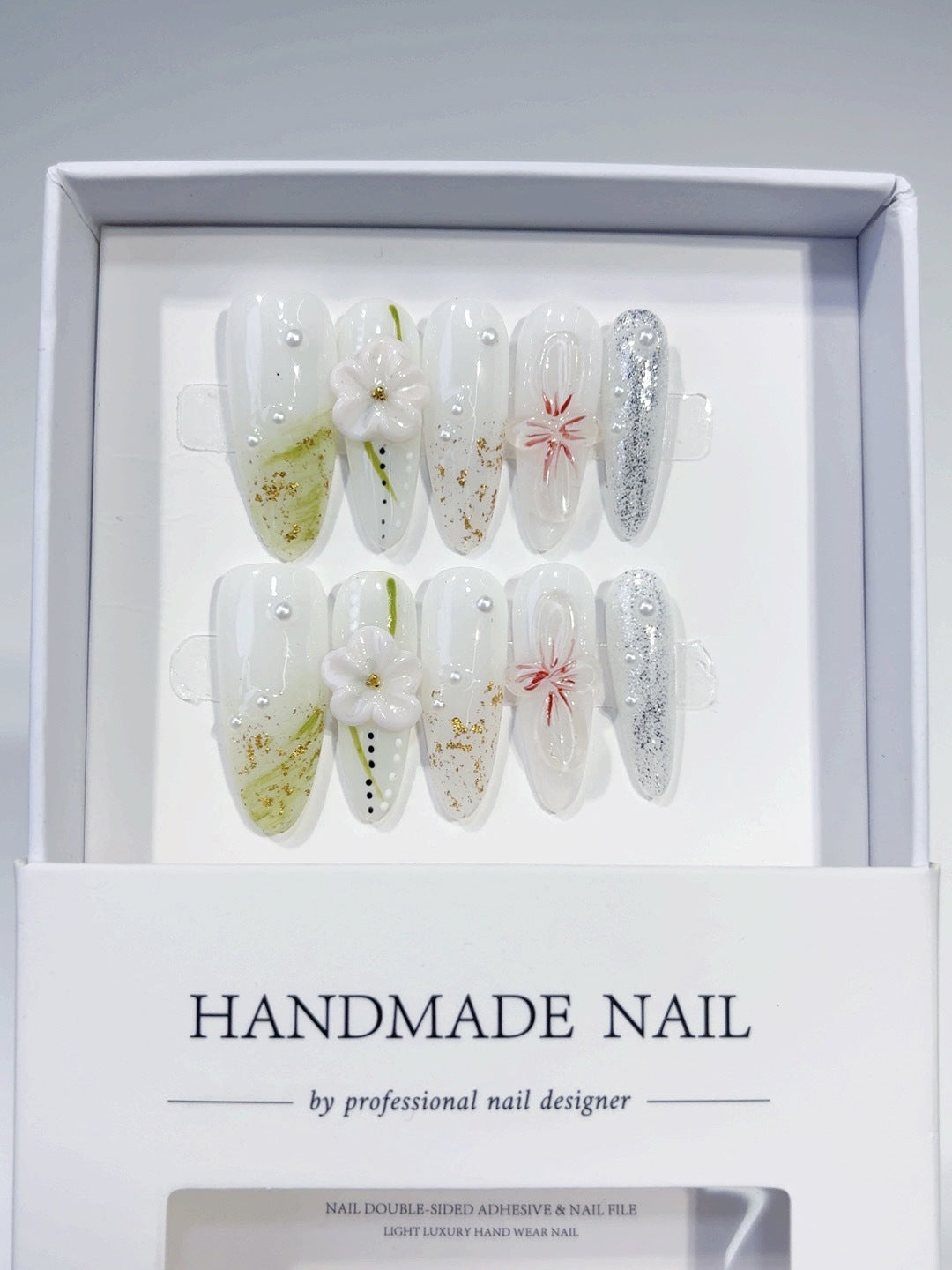 365nails-Serene Garden：「翡翠百合」— 長款杏仁形手工製甲片