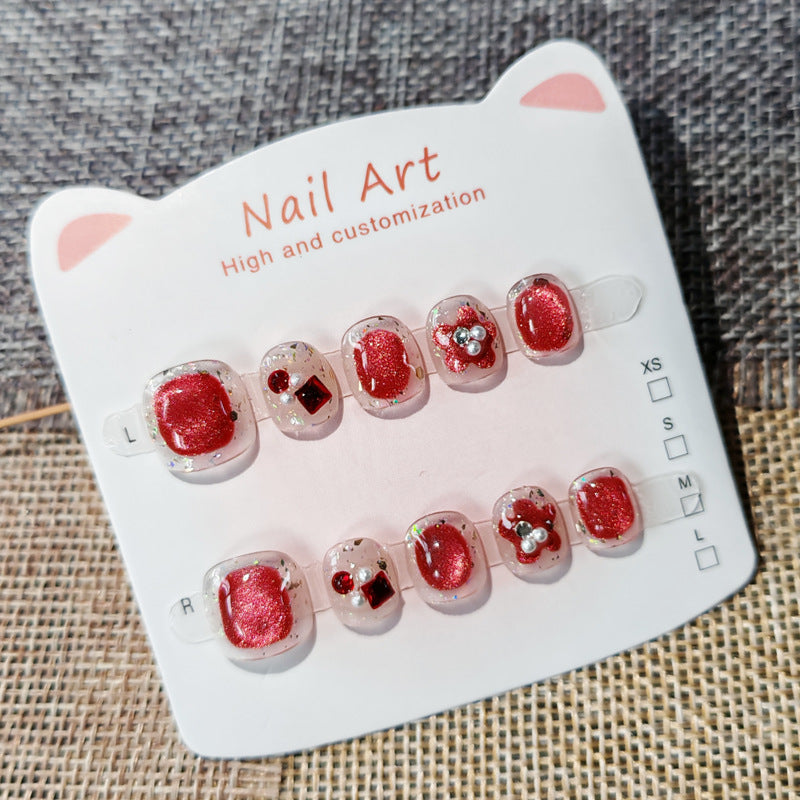 365nails：「紅寶石亮粉浪漫」— 手工製可愛短款橢圓形穿戴甲（寶石與花朵圖案）