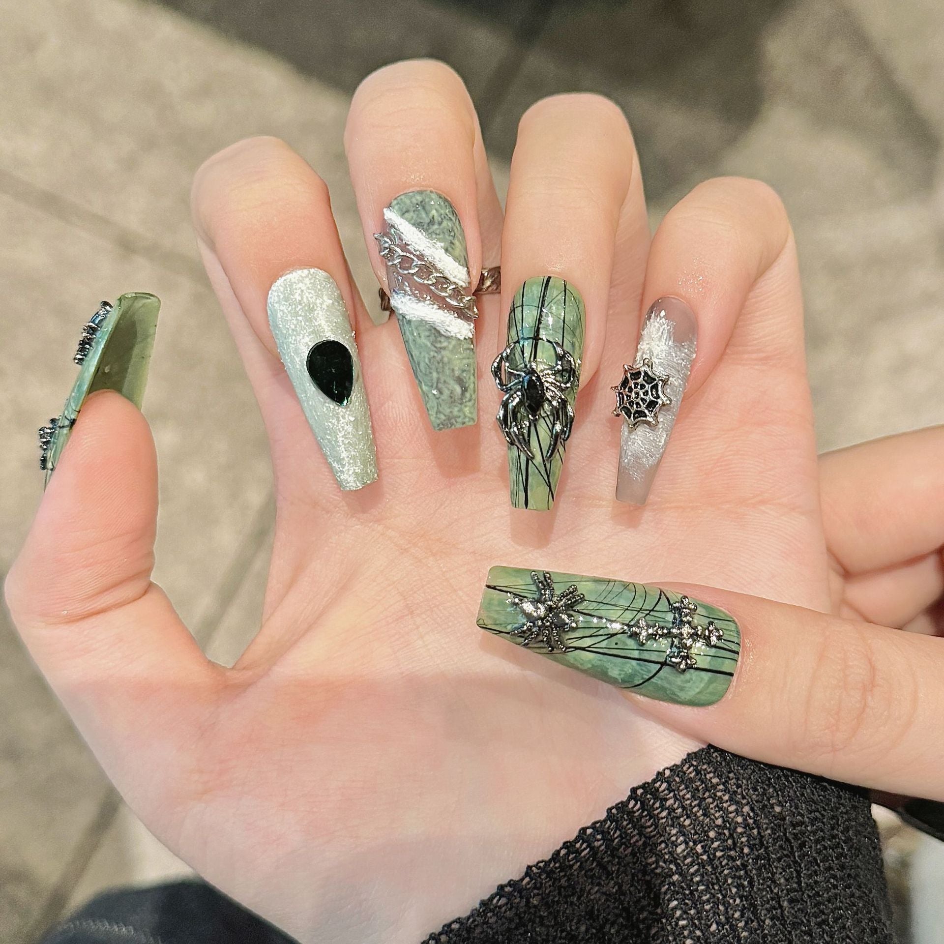 365nails: "Gothic Enchantment" – 3D Spider & Crystal Handmade Coffin Nails