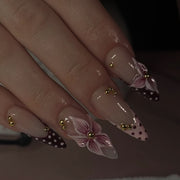 365nails:「3D 粉色花朵配圓點法式尖形」 – 優雅款穿戴甲