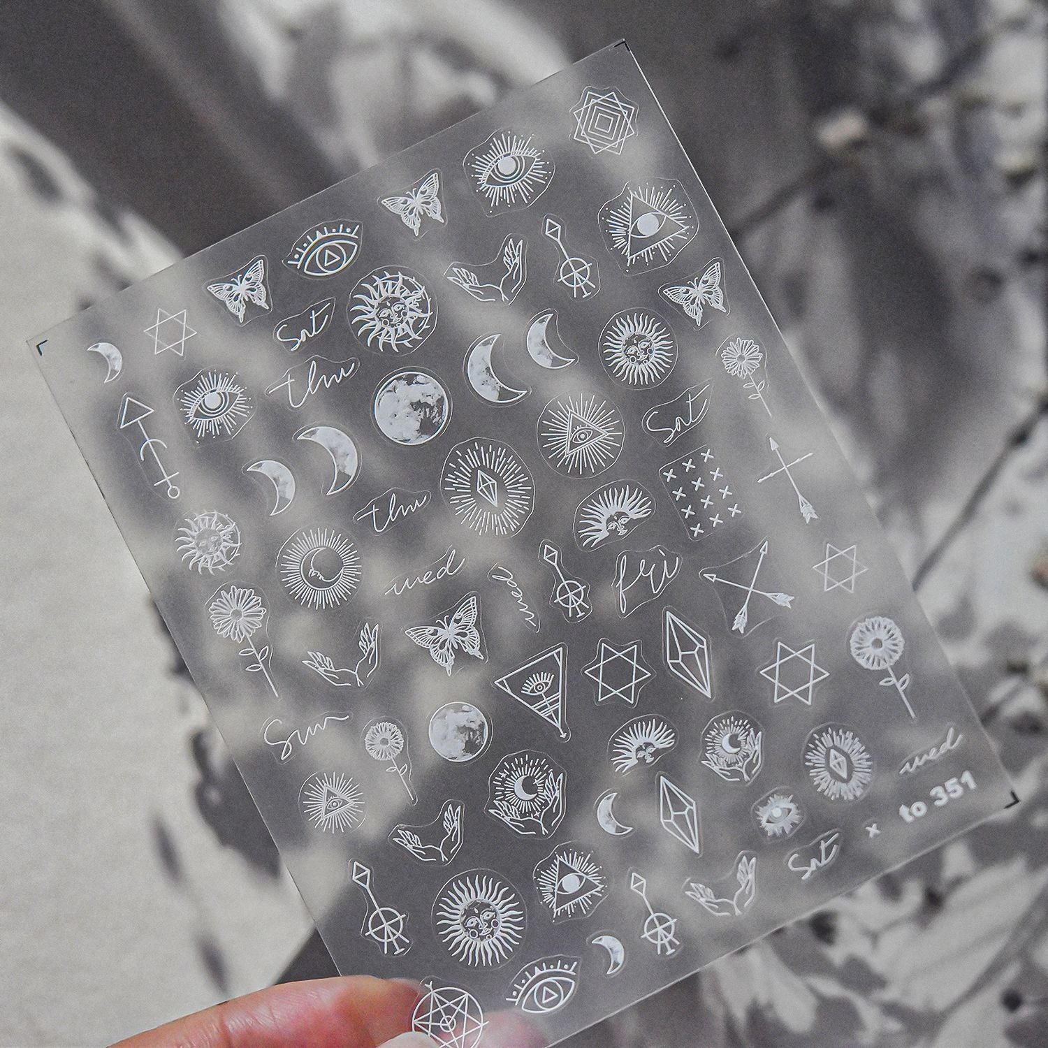 Vintage Monogram Buttons: "Retro Letter Button" – 5D Embossed Nail Sticker