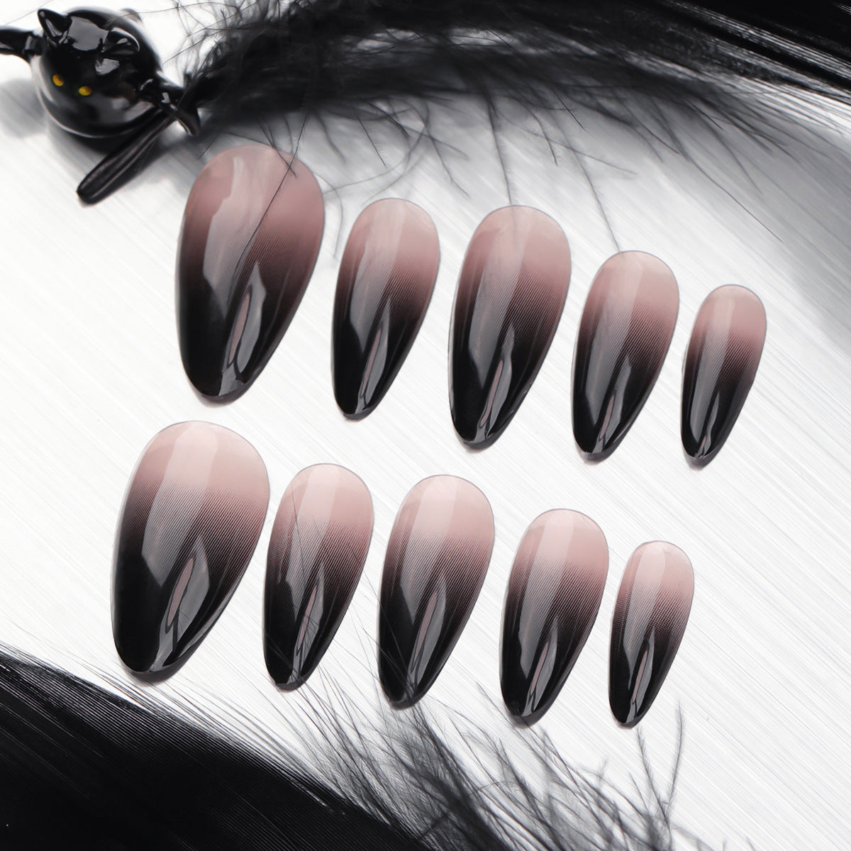 할로윈 블랙 프렌치 그라데이션 매니큐어 숏 아몬드형 재사용 가능 프레스온 네일｜365nails
