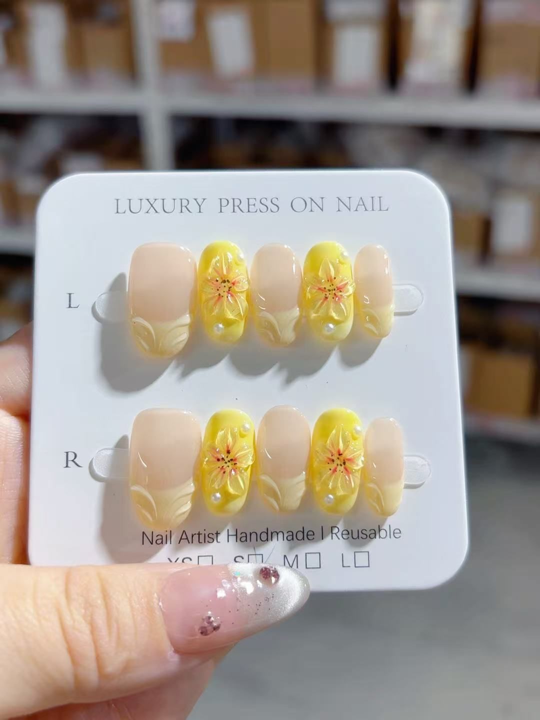 365nails-檸檬綻放：「黃色花卉」 – 方形 手工製 3D 雕刻 穿戴甲