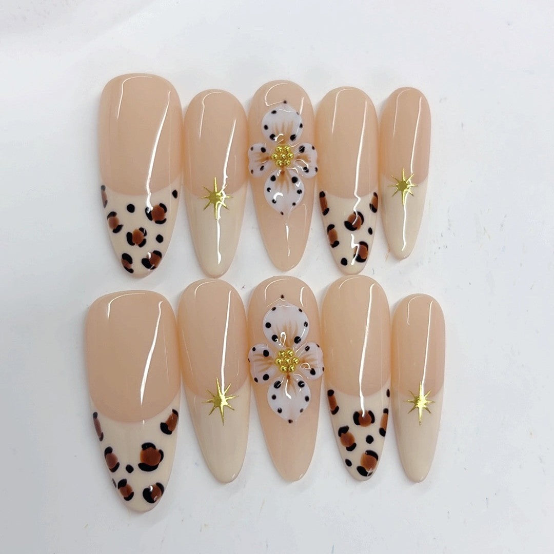 Sweet Leopard: "Leopard Blossom" – Medium Almond Nude & Leopard Print Handmade Press-On