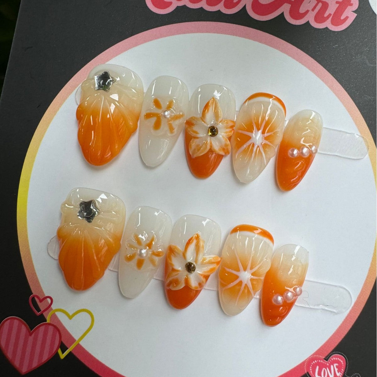365nails: "시트러스 스타버스트" – 3D 시트러스 슬라이스 수제 아몬드형 네일
